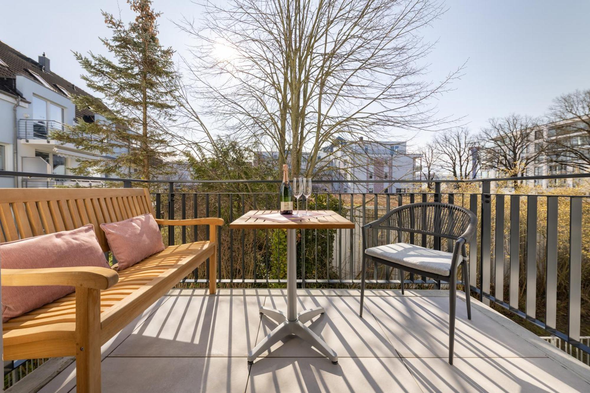 Ferienwohnung Strom Acht - Modern Frisch Inkl Stellplatz, Balkon - 200M Zum Alten Strom Росток Экстерьер фото
